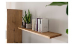 Wandboard Grazia aus Wildeiche mit Dekoration.